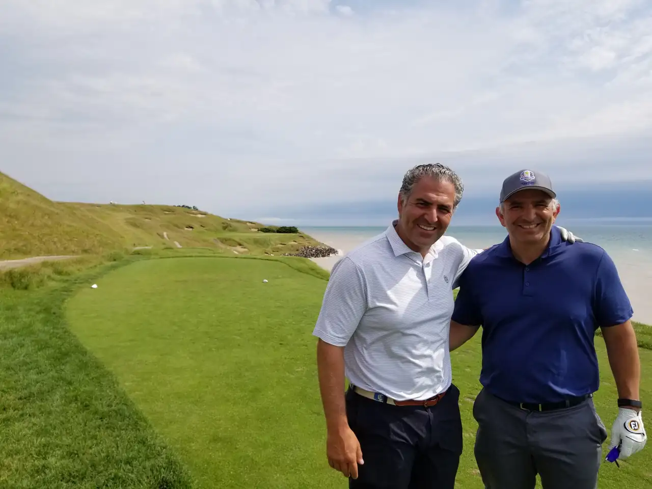 The Perry Bros on a tee above Lake Michigan at Whistling Straits